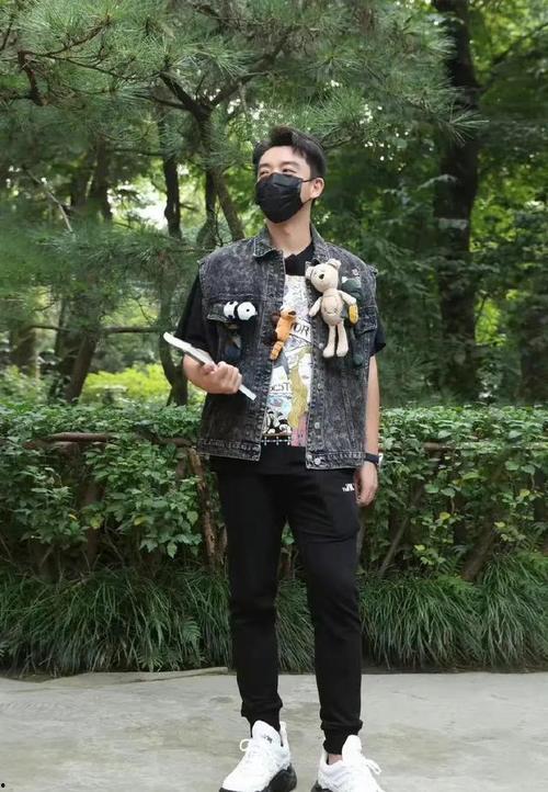 娱乐圈吃瓜爆料张若昀,娱乐圈爆料背后的真相与情感纠葛