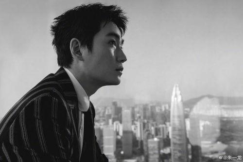 娱乐吃瓜君朱一龙,娱乐吃瓜界的“龙哥”传奇